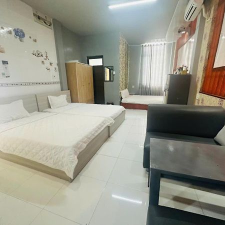 Khach San Nguyen Long Hotel Ap Thap Muoi Екстериор снимка