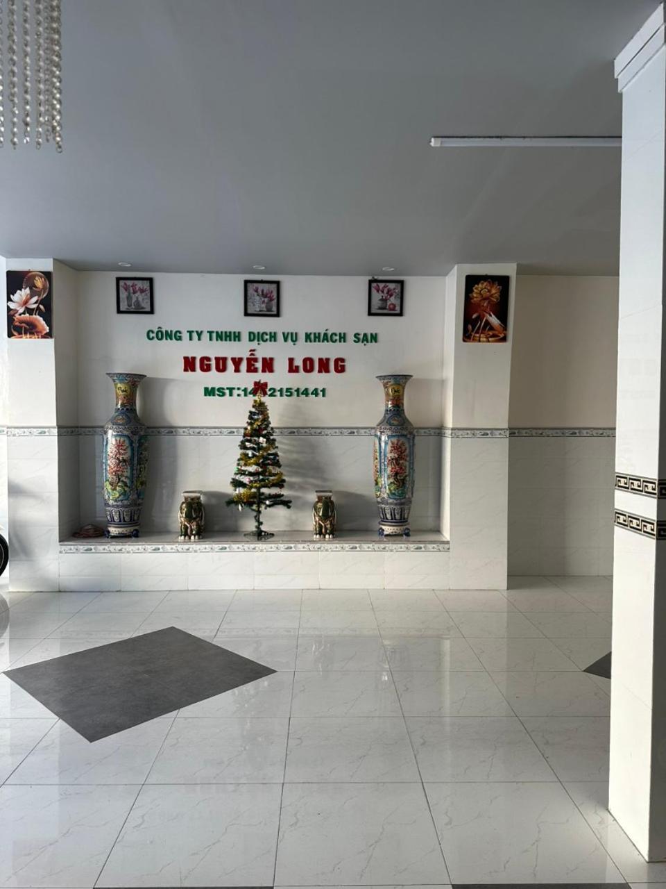 Khach San Nguyen Long Hotel Ap Thap Muoi Екстериор снимка