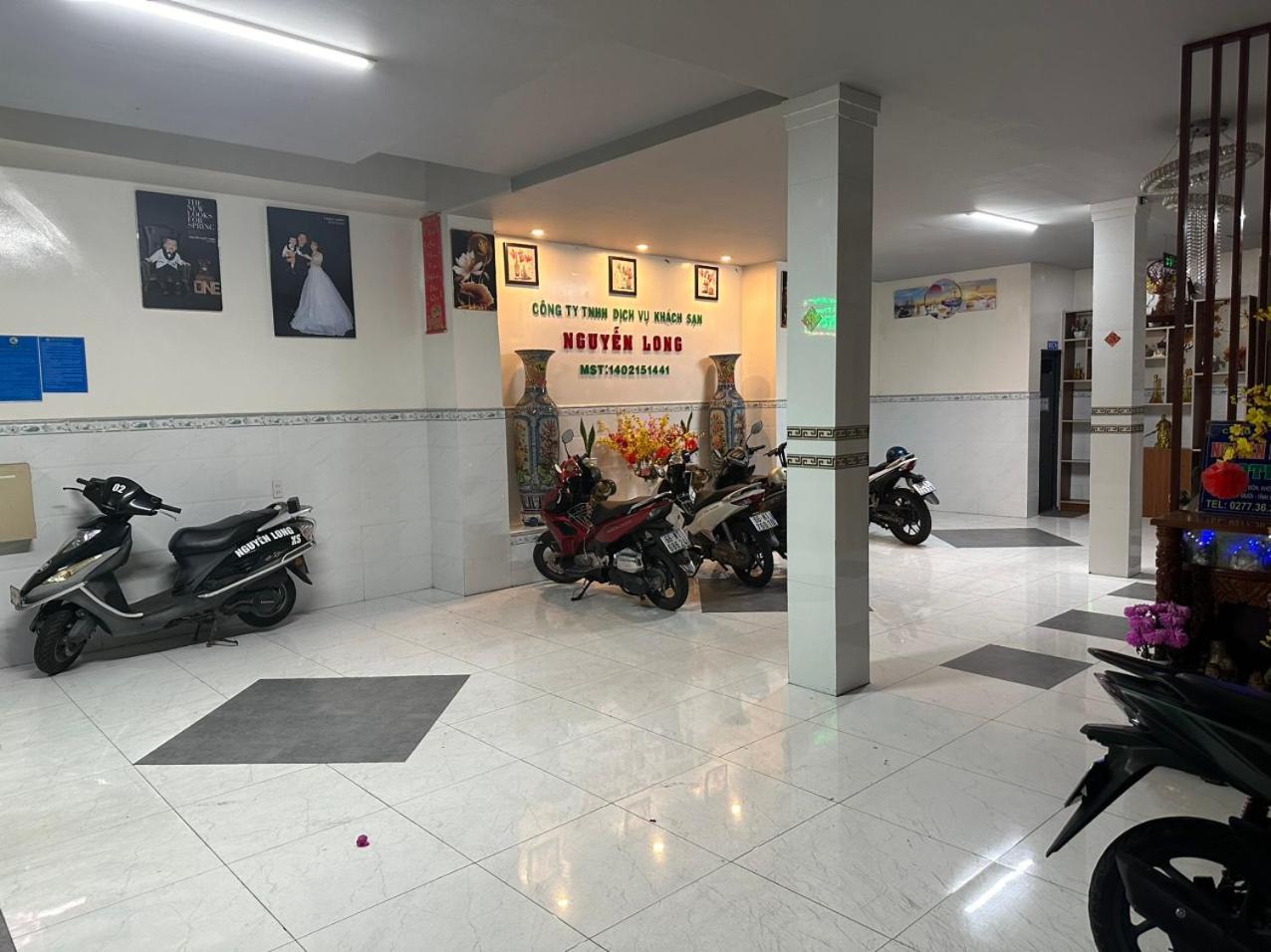 Khach San Nguyen Long Hotel Ap Thap Muoi Екстериор снимка