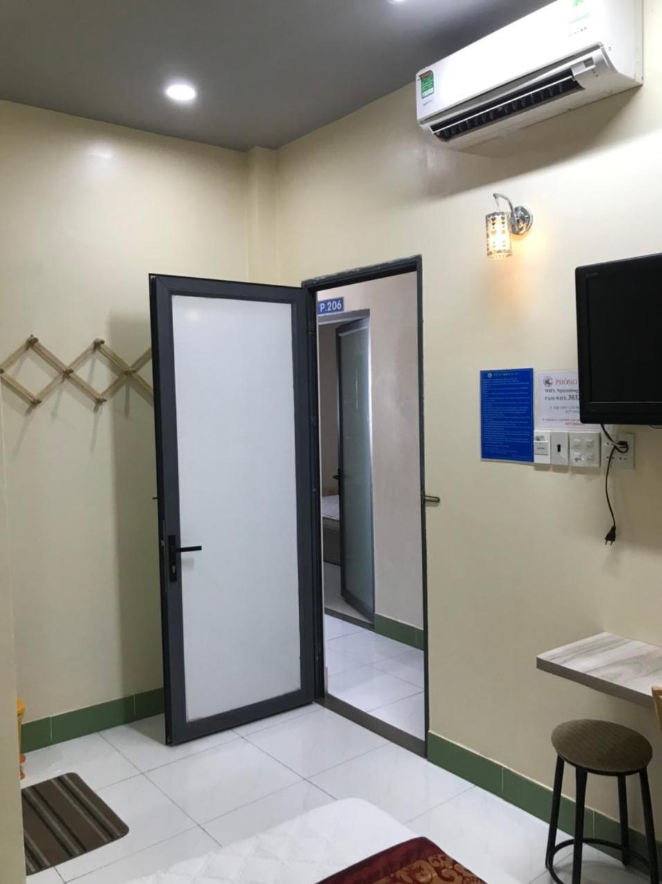 Khach San Nguyen Long Hotel Ap Thap Muoi Екстериор снимка