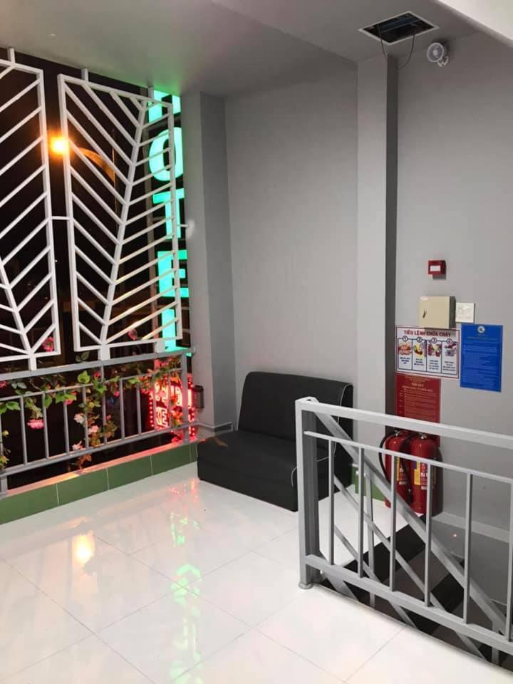 Khach San Nguyen Long Hotel Ap Thap Muoi Екстериор снимка