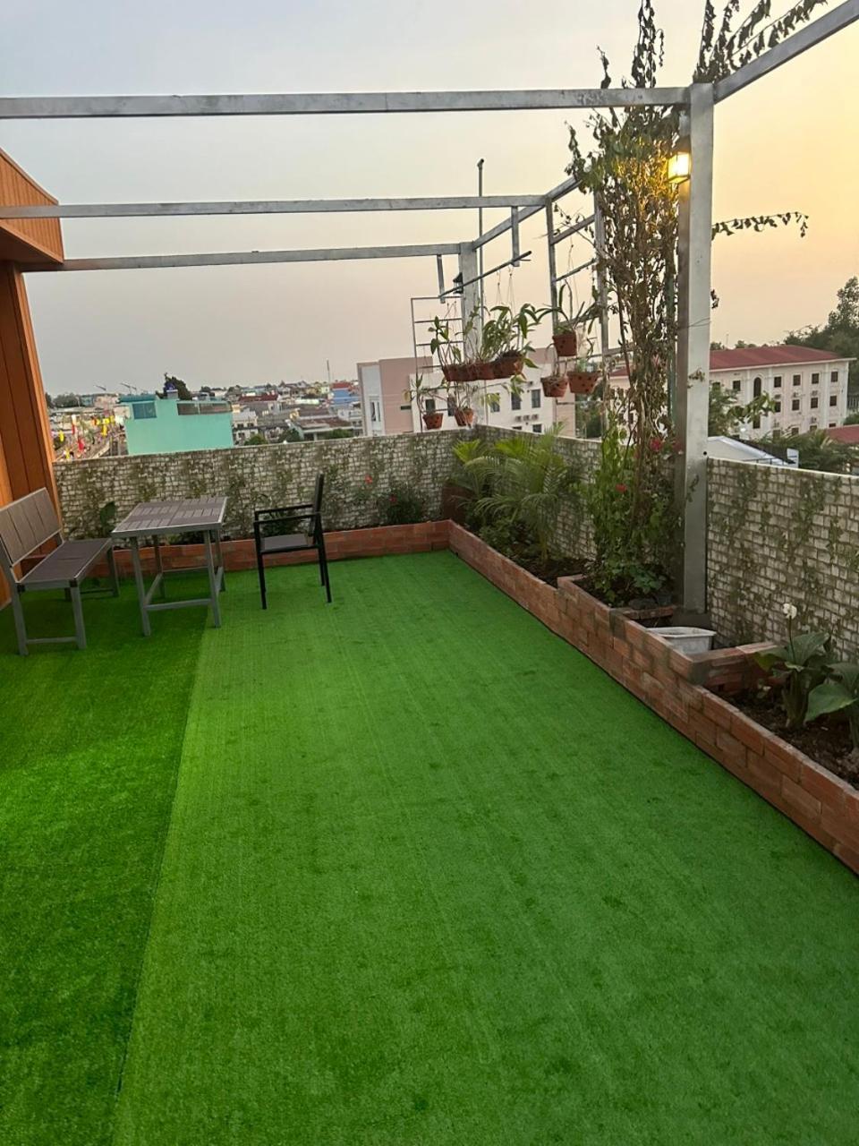Khach San Nguyen Long Hotel Ap Thap Muoi Екстериор снимка