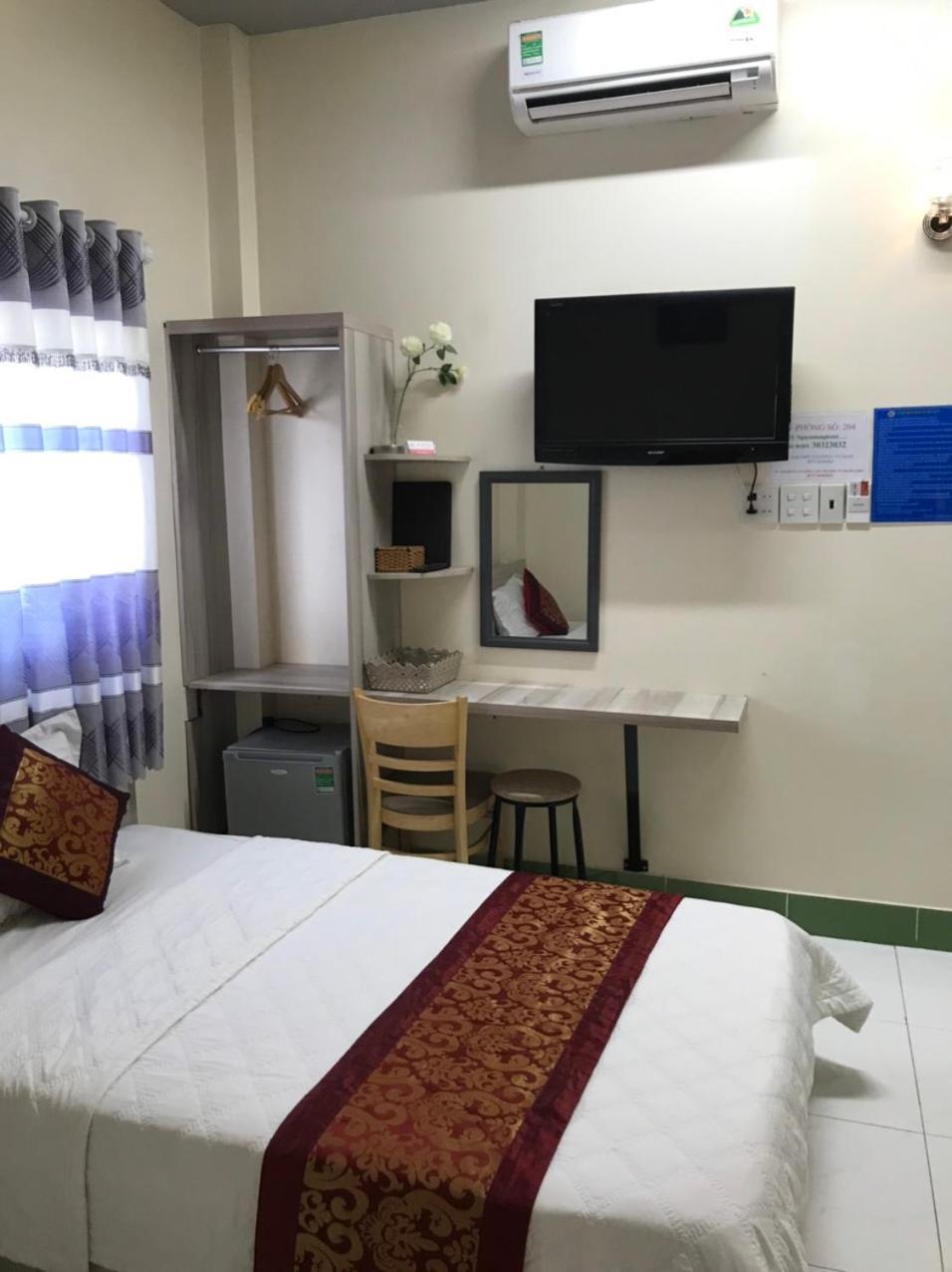 Khach San Nguyen Long Hotel Ap Thap Muoi Екстериор снимка